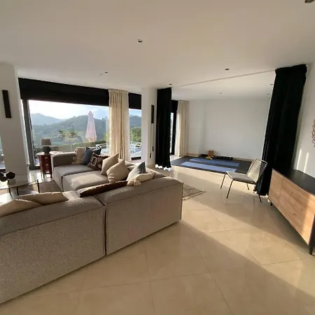 Esparragueras Villa Cómpeta
