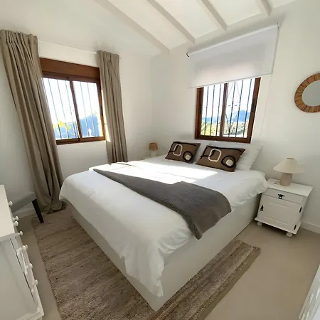 Esparragueras Villa Cómpeta